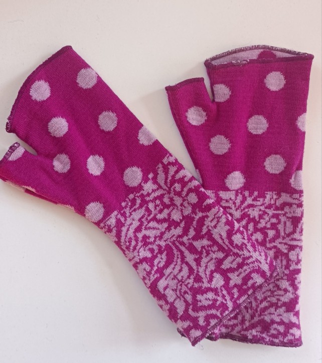Daumenstulpen Punkte pink