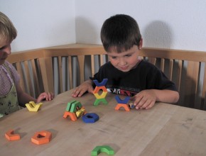 Bhaváti - Turmbau, Spiel, Karawanenspiel, Springbock, Hühnchenspiel